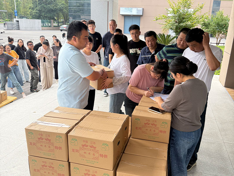 秋梨润燥，依特诺同心——致每一位奋斗的家人